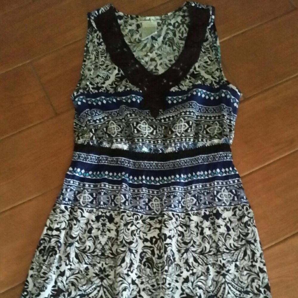 Midi Dress by Accidentally in Love size M